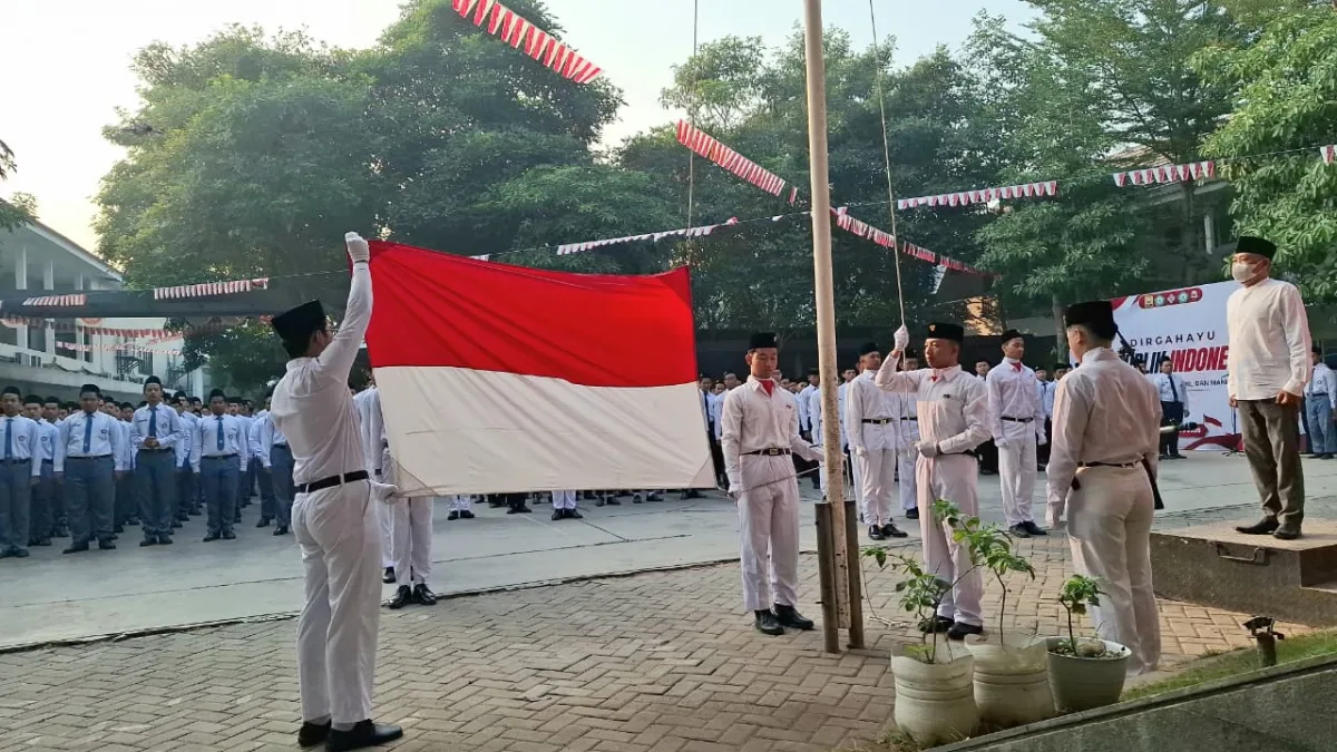 Semangat Patriotisme Membara di Ponpes Al-Amin, Ribuan Santri dan Asatidz Khidmat Peringati HUT ke-81 RI