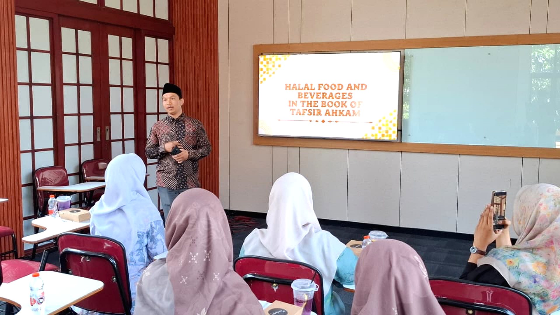Belajar di Madrasah Aliyah