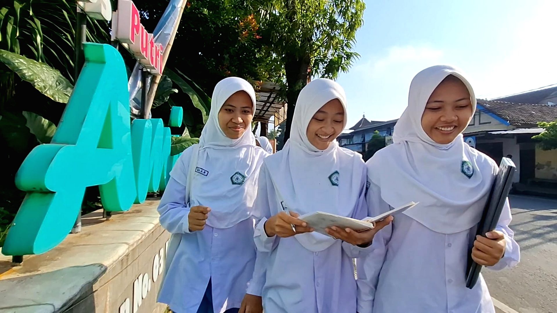 Hari-hari di Madrasah Tsanawiyah